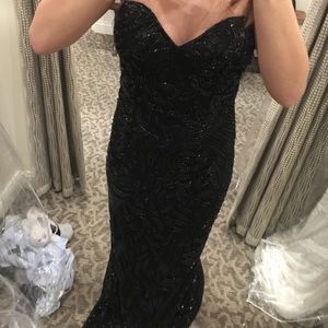 PRIMAVERA BLACK SEQUINED GOWN NEVER WORN